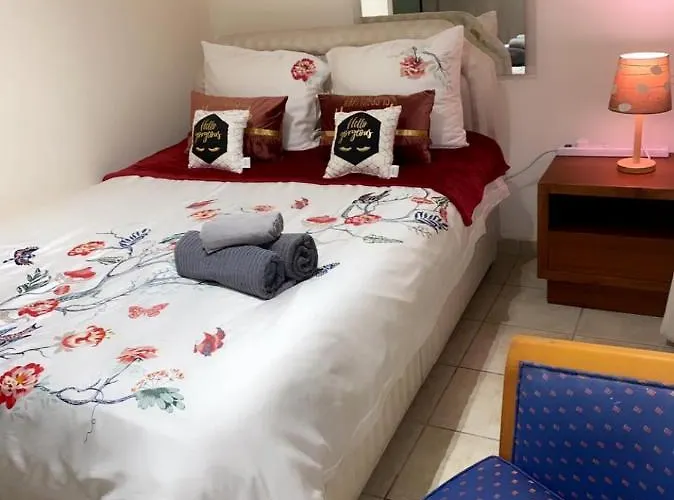 Διαμέρισμα Larnaca Beach Apartment